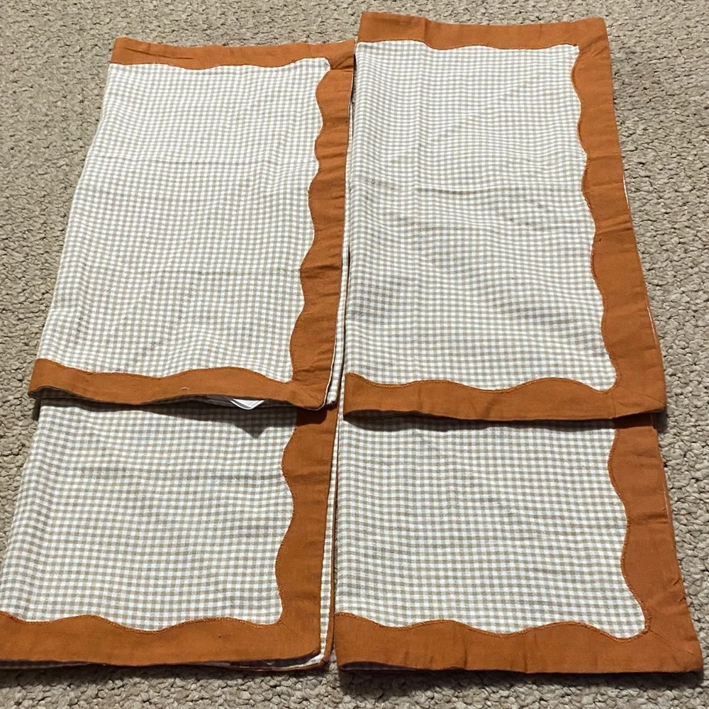 Anthropology cloth 18x18 size napkins burnt orange border , checkered inside NWT
